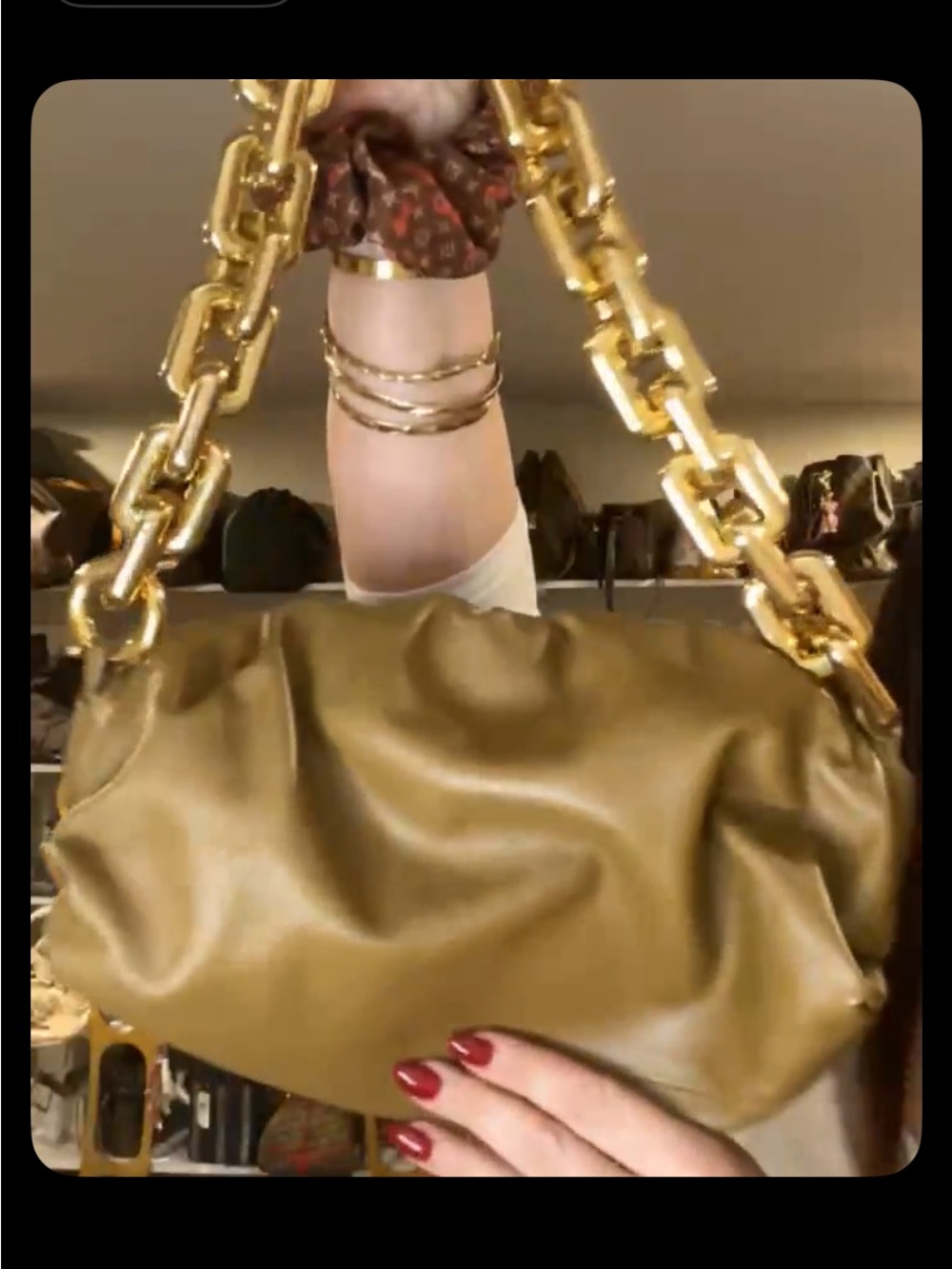 Bottega Veneta Almond Chunky Gold Chain💥